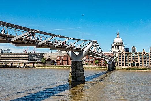 千禧桥,圣保罗大教堂,泰晤士河,伦敦,英格兰,英国