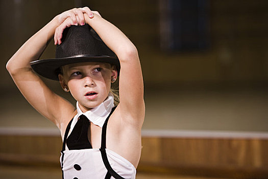 8一9岁儿童舞蹈最简单易学-第1张图片-678体育知识