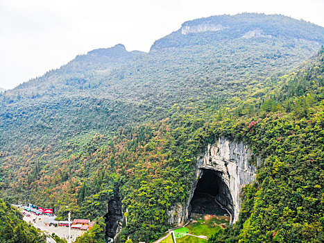 航拍湖北恩施利川腾龙洞风景区