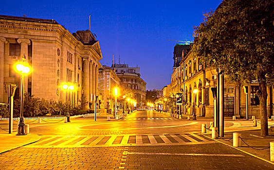 天津小洋楼,解放北路金融街,天津租界,夜景