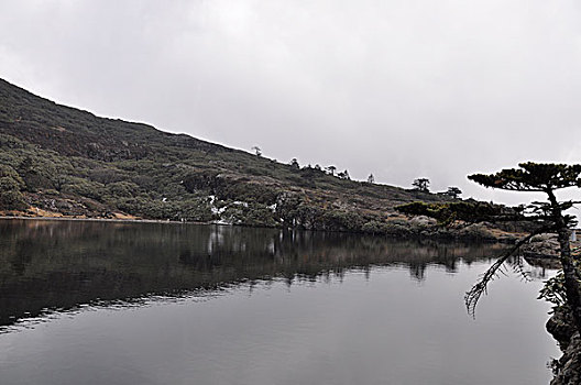 高山之巅