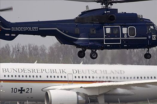 美洲狮,直升飞机,联邦,警察,60岁,北约,到达,机场,卡尔斯鲁厄,巴登巴登,巴登,巴登符腾堡,德国