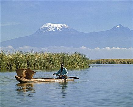 肯尼亚,湖,捕鱼者,短桨,独木舟,乞力马扎罗山,背景
