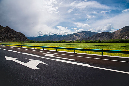 高原公路