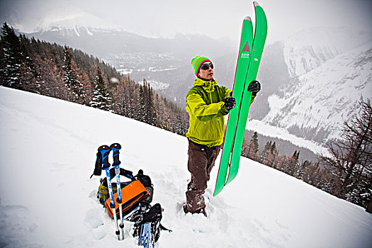边远地区,滑雪板玩家,一起,乘,幽会,湖,卡纳纳斯基斯,艾伯塔省,加拿大