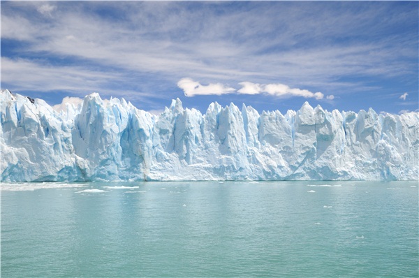qq默认的名片冰川原图图片