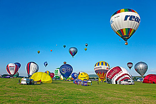 热气球,向上,开端,摩泽尔,气球,节日,机场,莱茵兰普法尔茨州,德国,欧洲