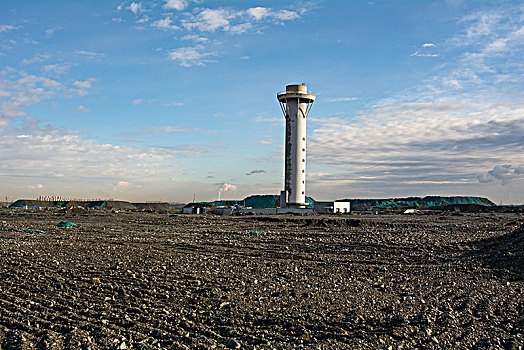 机场废弃的塔台