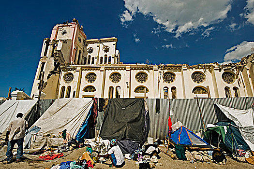 haiti,port,au,prince,tents,of,refugees,in,front,our,lady,the,assumption,cathedral,destroyed,and,ruin,after,earthquake