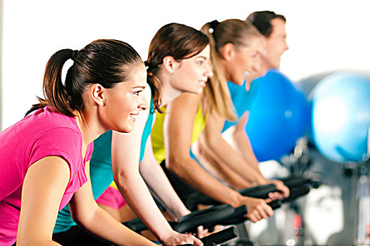 群体,四个人,旋转,健身房,练习,腿,有氧锻炼,训练