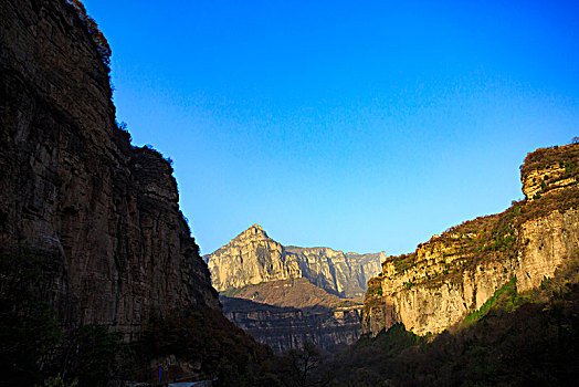 山,岩石