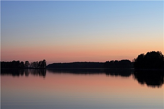 日出,湖