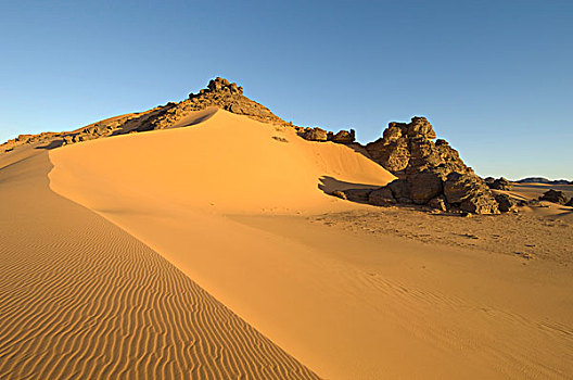 沙丘,岩石构造,阿卡库斯,山峦,撒哈拉沙漠,费赞,利比亚,北非