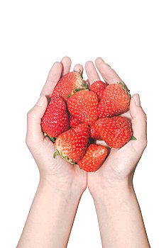 特写女人双手捧起草莓