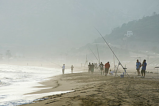 人群,钓鱼,雾状,海滩