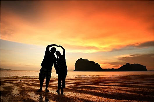 浪漫,情侣,握手,日落,海滩