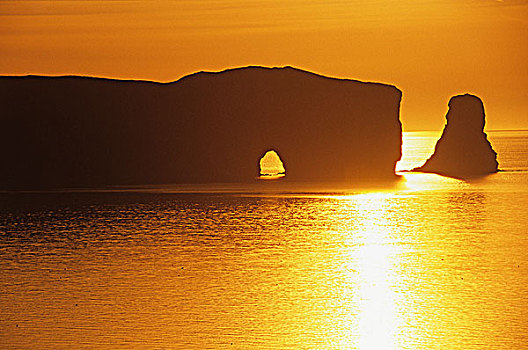皮尔斯山岩,日出,加斯佩半岛,魁北克,加拿大