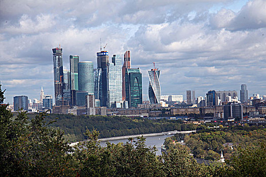 莫斯科河两岸