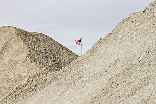 美国国旗,飞,堆放,砾石,采石场