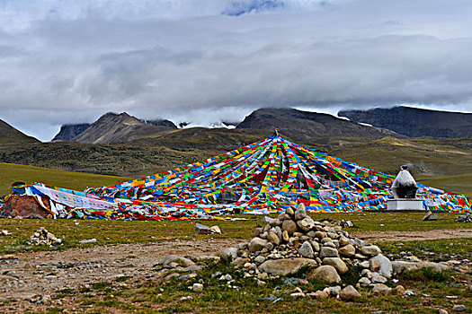 念青唐古拉山风景