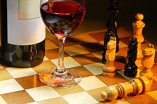 葡萄酒,下棋