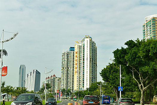 广东珠海,横琴粤澳深度合作区城市街景