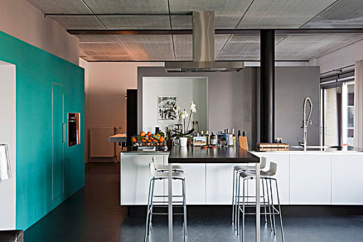 厨房操作台,靠近,桌面,吧椅,合适,电,器具,青绿色,风情,柜厨