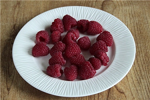盘子,树莓