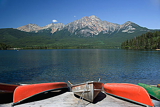 独木舟,木质,码头,金字塔,湖,艾伯塔省,加拿大
