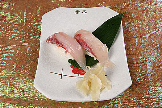 鰤鱼寿司