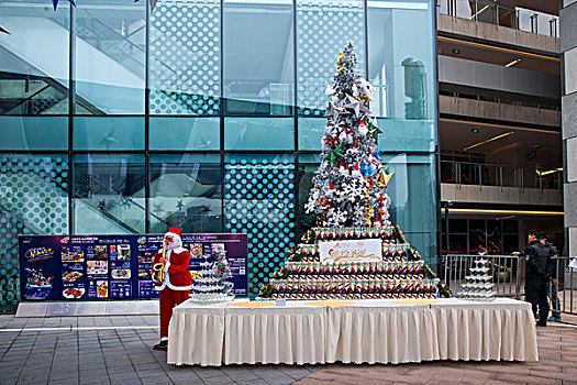 重庆北滨路龙湖星悦广场2015圣诞节圣诞树