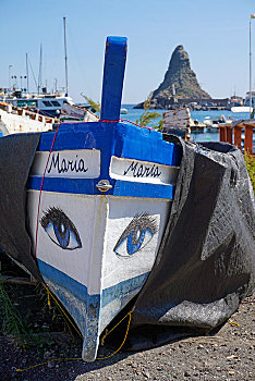 渔船,玛丽亚,涂绘,港口,后面,玄武岩,悬崖,大,岛屿,市区,西西里,意大利,欧洲
