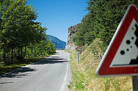 交通标志,山路,意大利