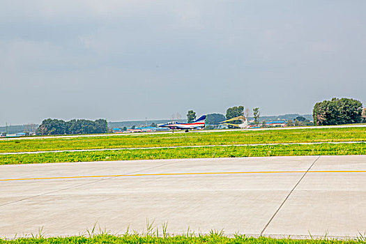 飞机航空表演