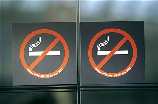 禁止吸烟标志,特写