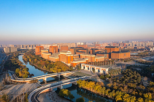 浙江大学紫金港校区晨曦秋色航拍