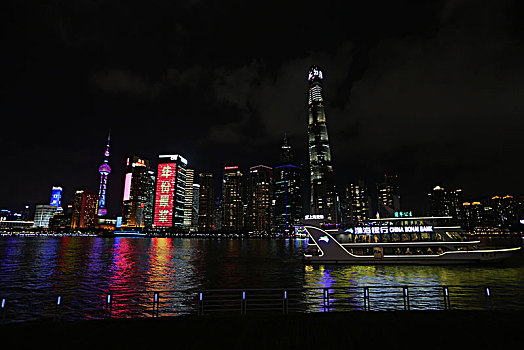 上海滩夜景