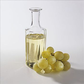 葡萄籽油,玻璃瓶,葡萄,旁侧
