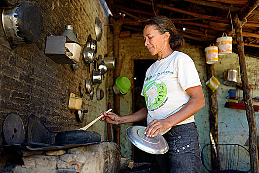 女人,简单,烹调,凹,泥,砖,巴西,南美,慈善