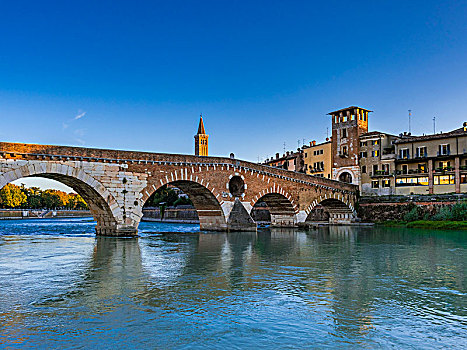 罗马桥,阿迪杰河,维罗纳,威尼托,意大利,欧洲