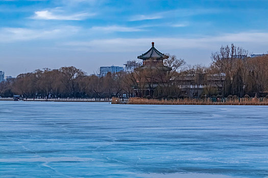 北京市什刹海公园望海楼古建园林建筑