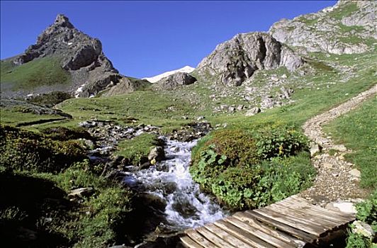 法国,上阿尔卑斯省,湍流,靠近,休憩之所,小桥,小路