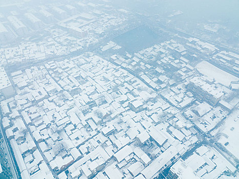 航拍济南百花洲明府城雪景