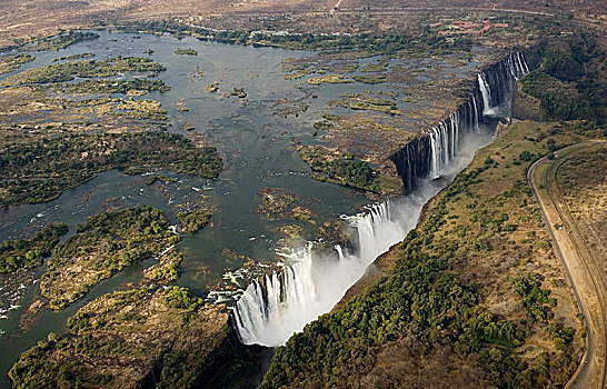 航拍,赞比西河,维多利亚瀑布,前景,瀑布,津巴布韦,后面,彩虹瀑布,东方,赞比亚,世界遗产,非洲