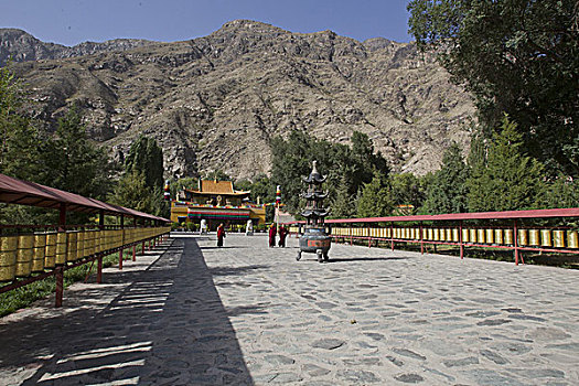 黄庙,新疆巴音郭楞州和静县