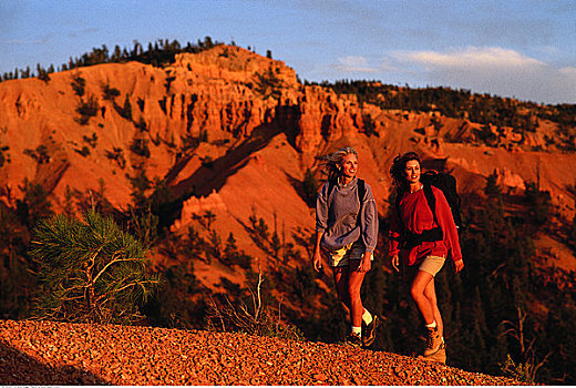 两个女人,远足,岩石,风景
