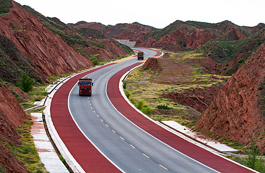 道路