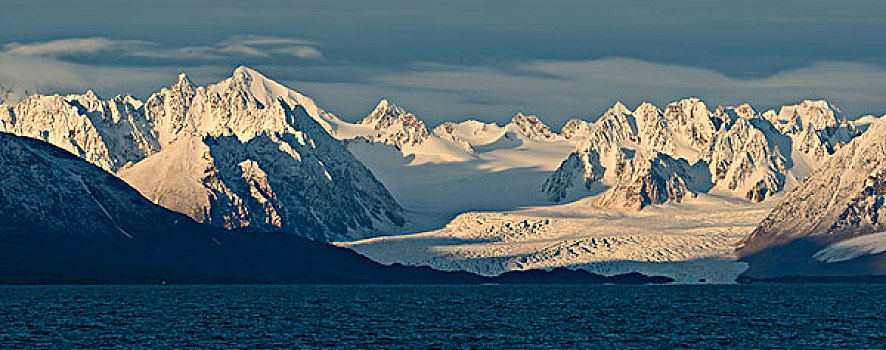 山,冰河,峡湾,斯匹次卑尔根岛,斯瓦尔巴特群岛,岛屿,挪威,欧洲