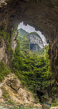 广西河池凤山三门海景观