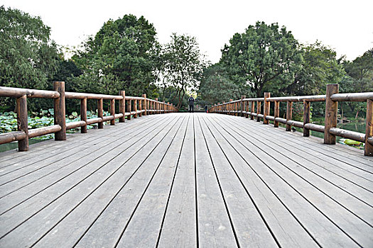 木板桥